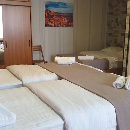 Lea Guest House Tbilissi Extérieur photo
