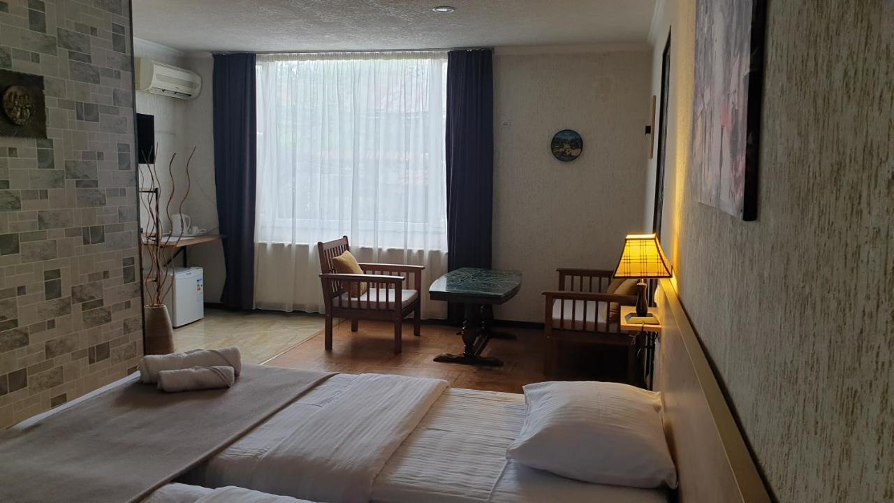 Lea Guest House Tbilissi Extérieur photo